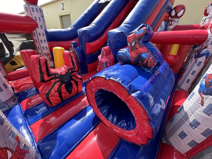 Надувная горка "Спайдермен" 7*5*5,3 м