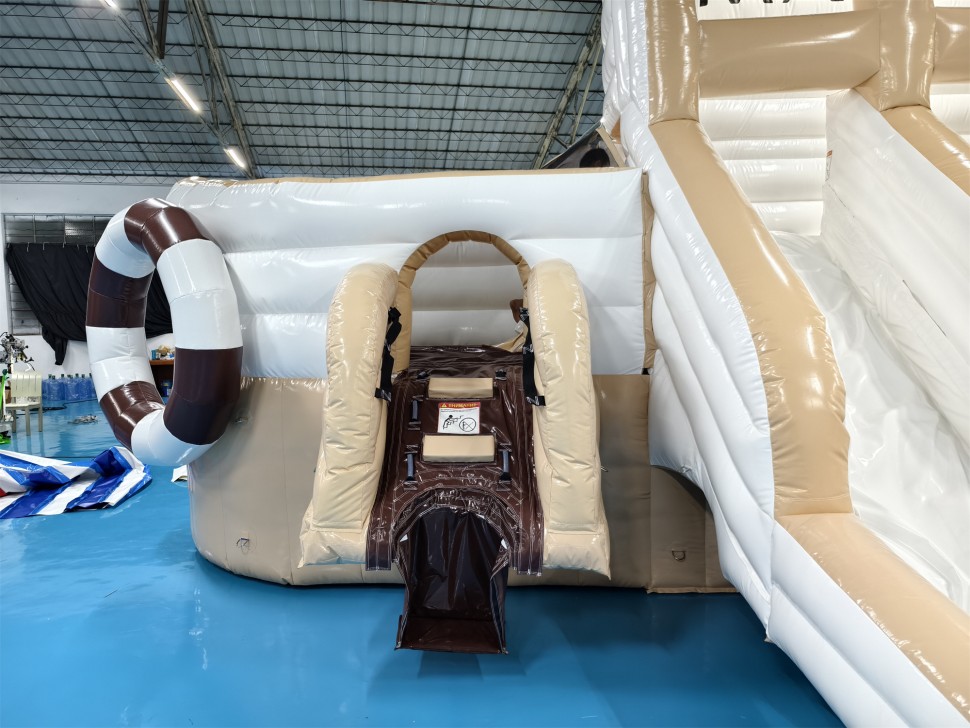 Надувной аквапарк 