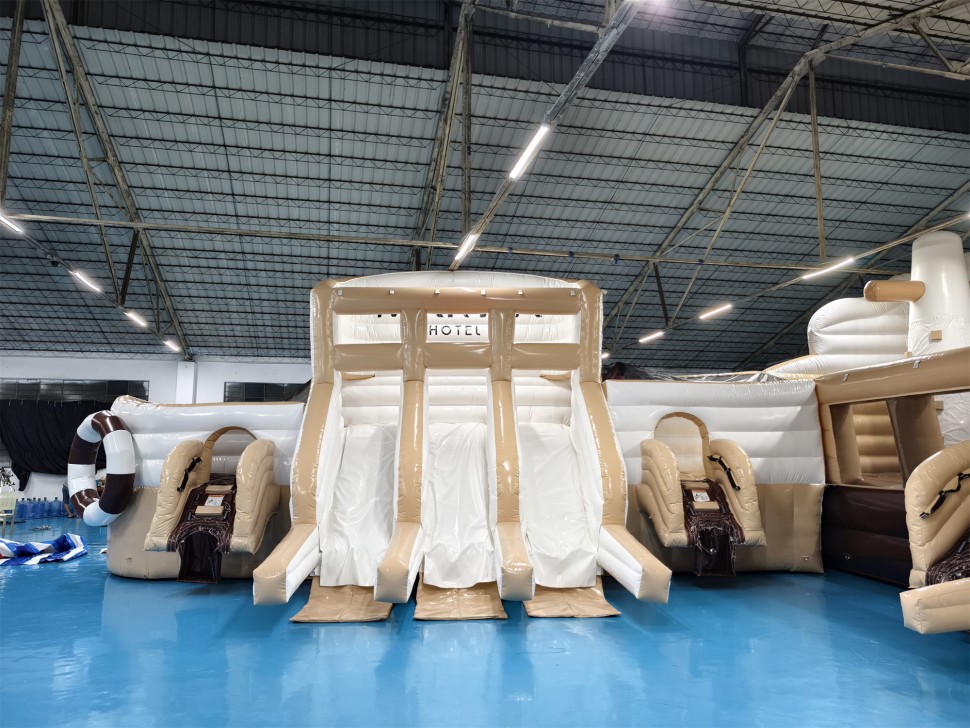 Надувной аквапарк 