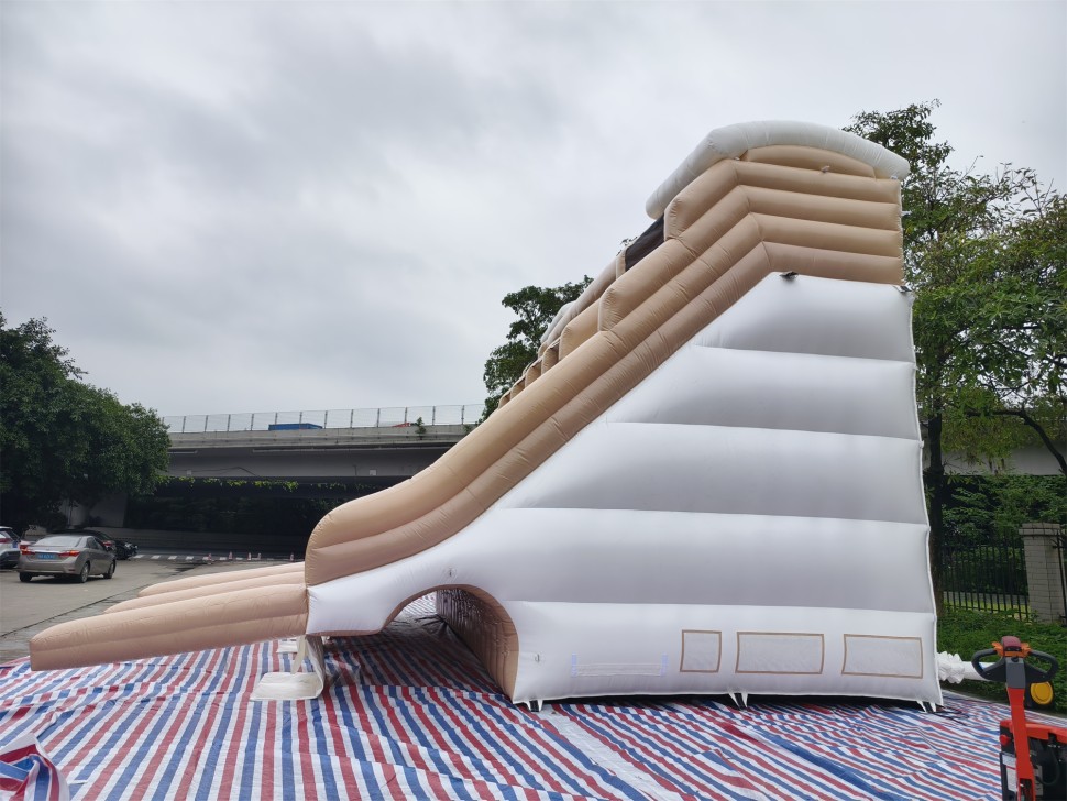 Надувной аквапарк 