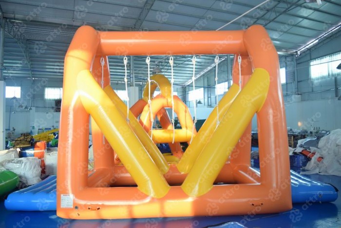 Надувной аквапарк ATTRO WP85 21*20*4 м