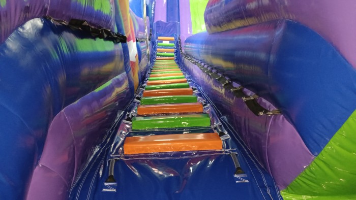 Надувная горка "Бургер" 12*8,5*7,7 м