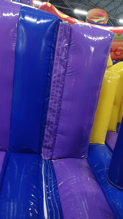 Надувная горка "Бургер" 12*8,5*7,7 м