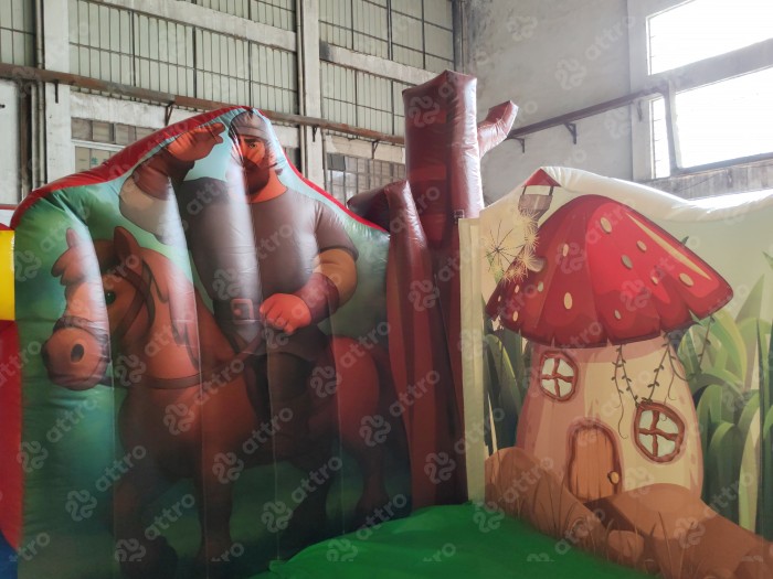 Надувная горка "Русские сказки" 15*9*7 м