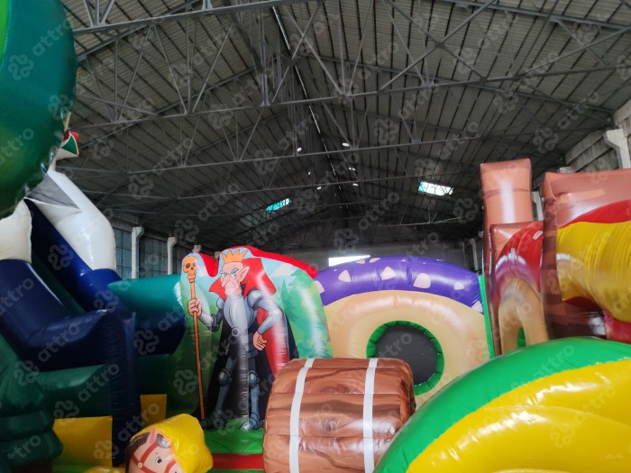 Надувная горка "Русские сказки" 15*9*7 м