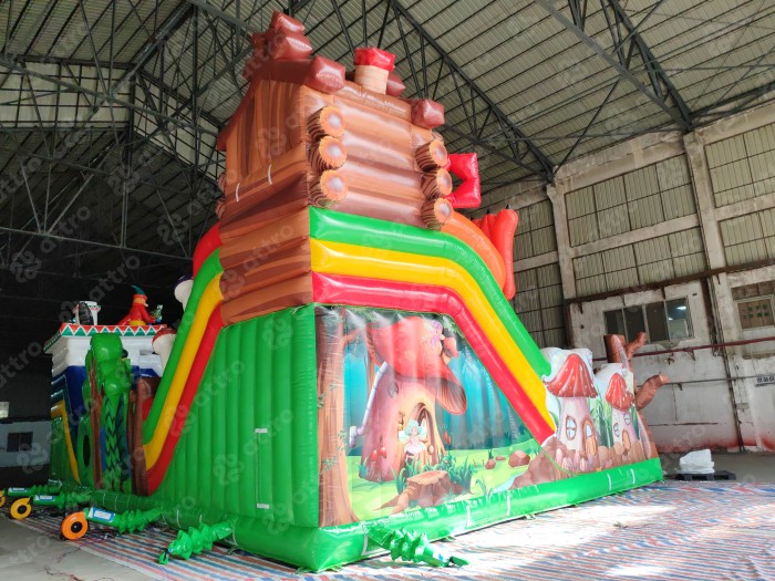 Надувная горка "Русские сказки" 15*9*7 м