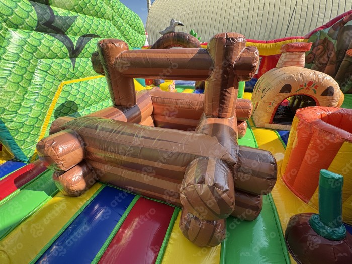 Надувная горка "Русские сказки" 15*9*7 м