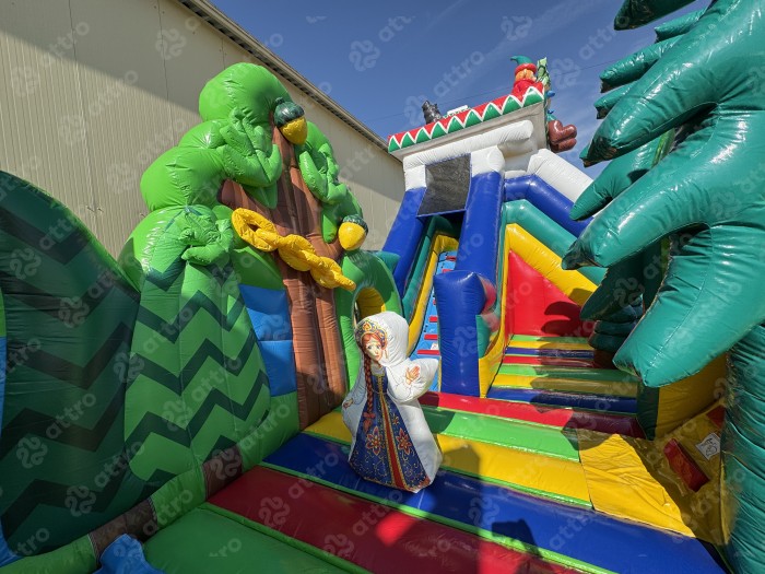 Надувная горка "Русские сказки" 15*9*7 м