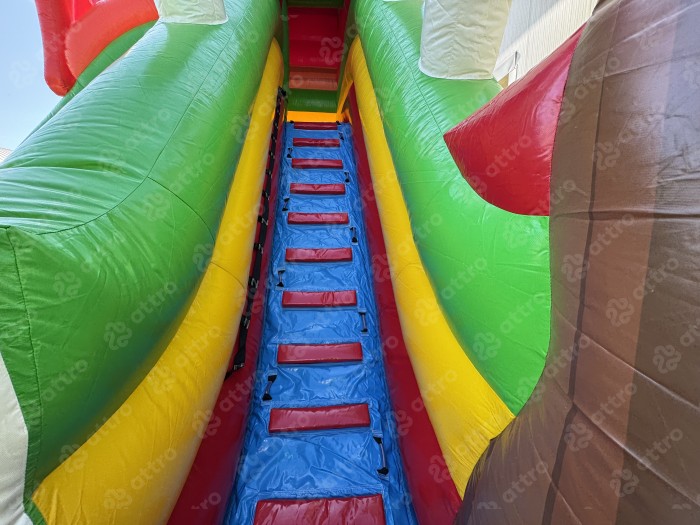 Надувная горка "Русские сказки" 15*9*7 м
