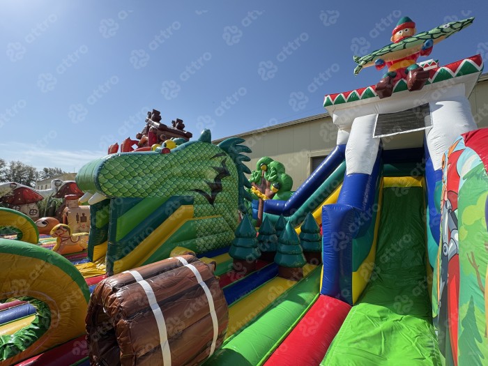 Надувная горка "Русские сказки" 15*9*7 м