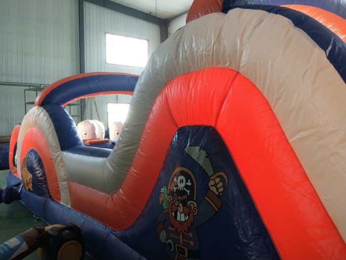 Надувная полоса препятствий "Пиратский корабль" 10*3,5*3,2 м