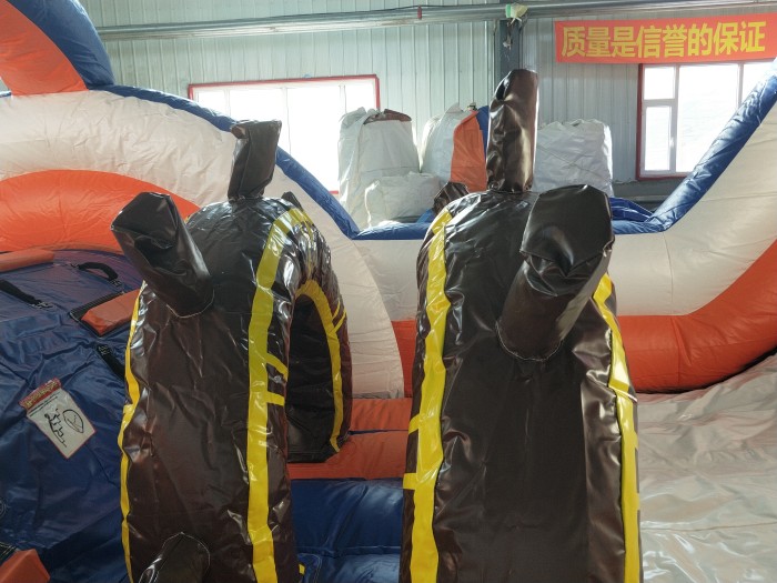 Надувная полоса препятствий "Пиратский корабль" 10*3,5*3,2 м