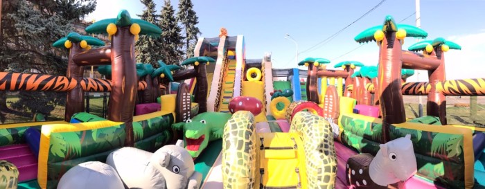 Надувной батут «Сафари Сайд»  16*9,5*7 м