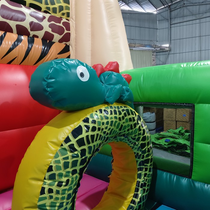 Надувной батут «Сафари Сайд»  16*9,5*7 м