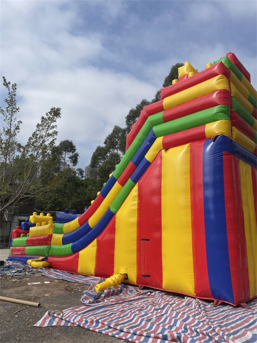 Надувная горка "Конструктор - 1" зимний, 12*7*8,6 м