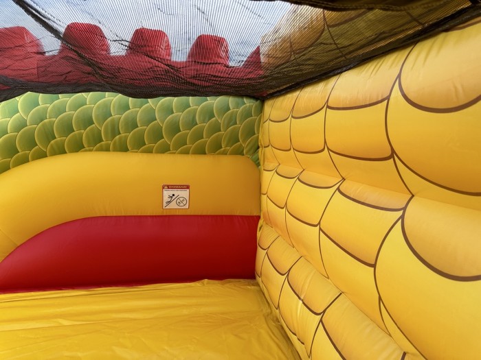 Надувная горка "Дракон Горыныч" с шипами 11*6*9 м