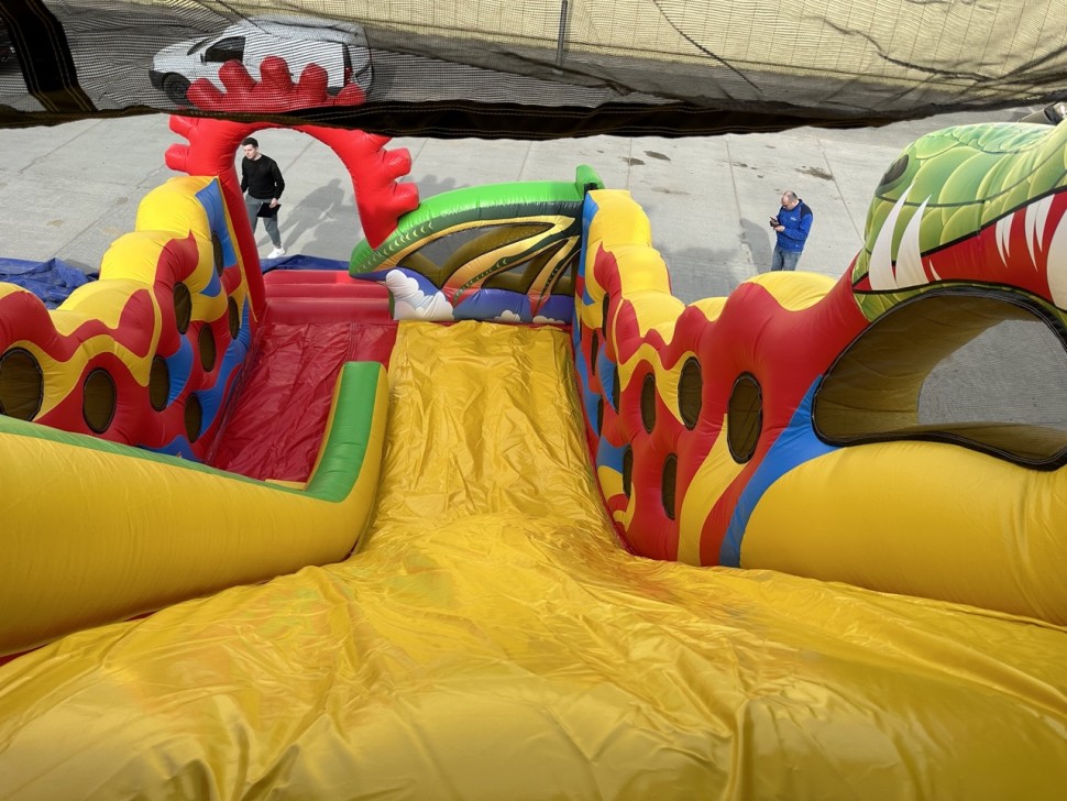 Надувная горка 