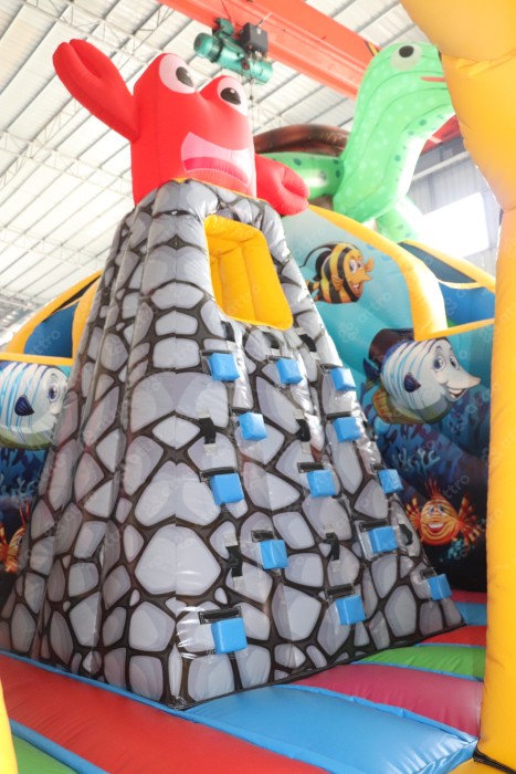 Надувной батут «Подводный мир», 10*6*6 м