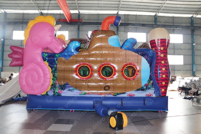 Надувной батут «Подводный мир», 10*6*6 м