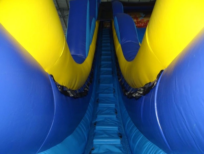 Зимняя надувная горка "Снежный склон" 12*6*10 м