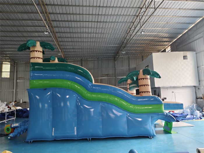 Надувная водная горка с бассейном "Пальмы малая" 11*5*4 м