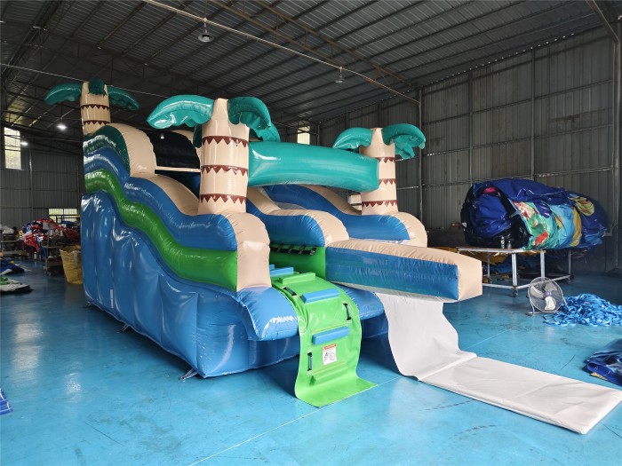 Надувная водная горка с бассейном "Пальмы малая" 11*5*4 м