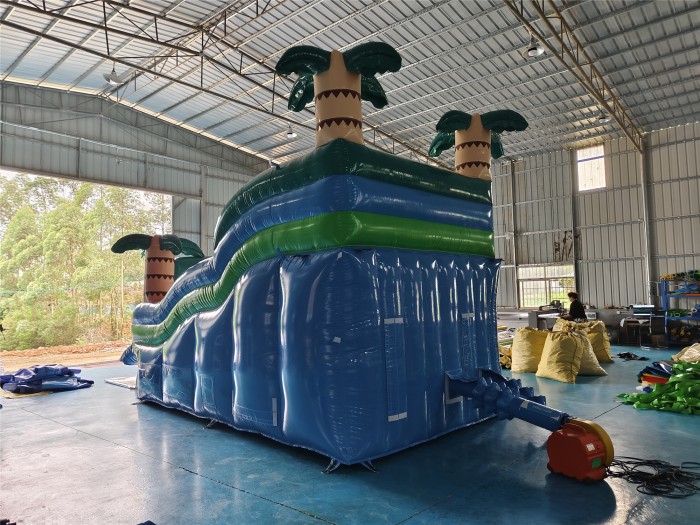 Надувная водная горка с бассейном "Пальмы малая" 11*5*4 м