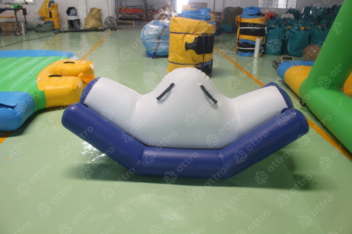 Надувные водные качели "Детские" 2*1 м