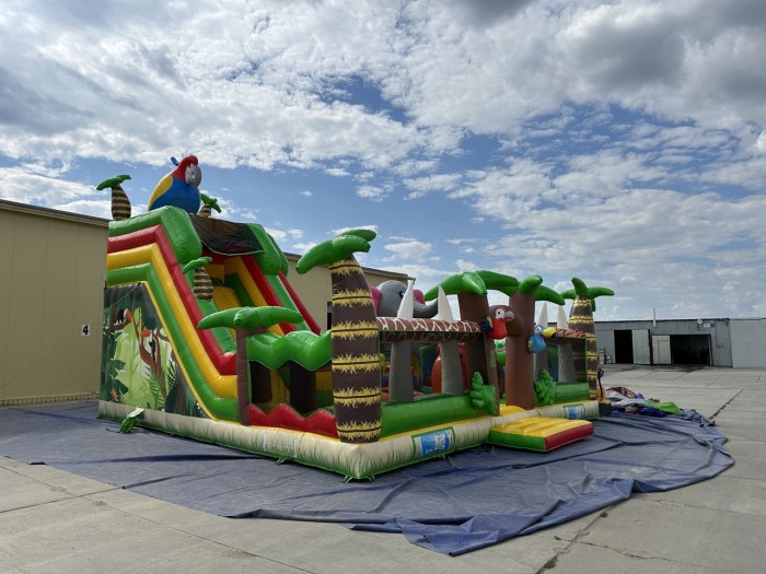 Надувной батут "Сафария" 10*10*7,9 м