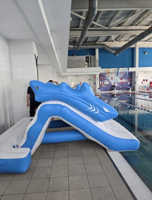 Надувная горка "Акула" 7*3*2 м 