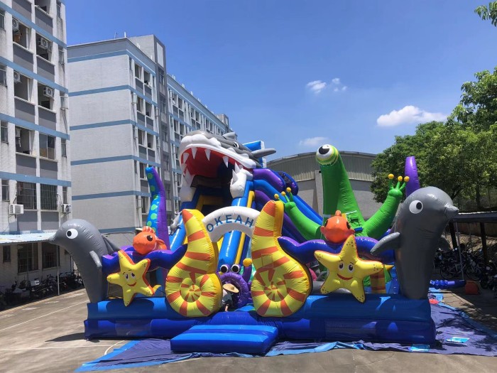 Надувной батут "Морская сказка" 10*10*7,8 м