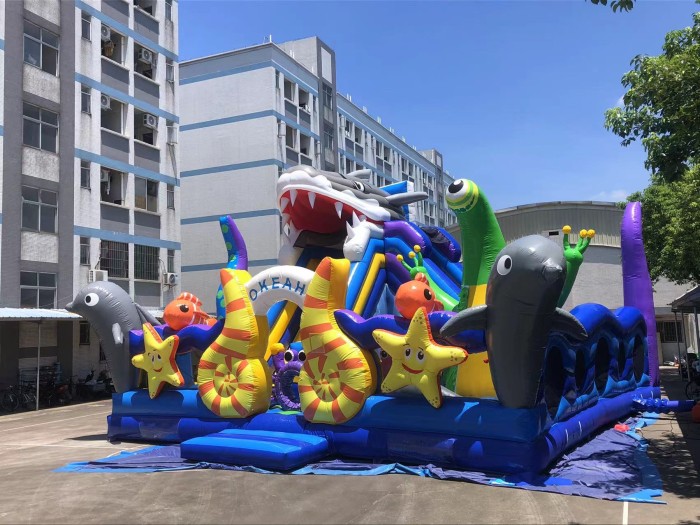 Надувной батут "Морская сказка" 10*10*7,8 м