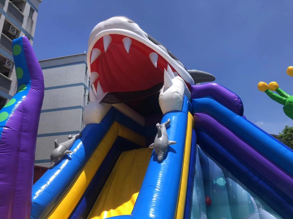 Надувной батут 