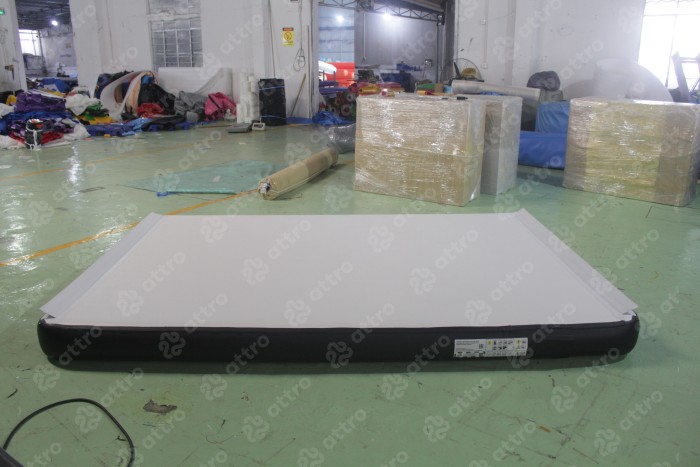 Надувной плот "Причал" 4*2*0,2 м