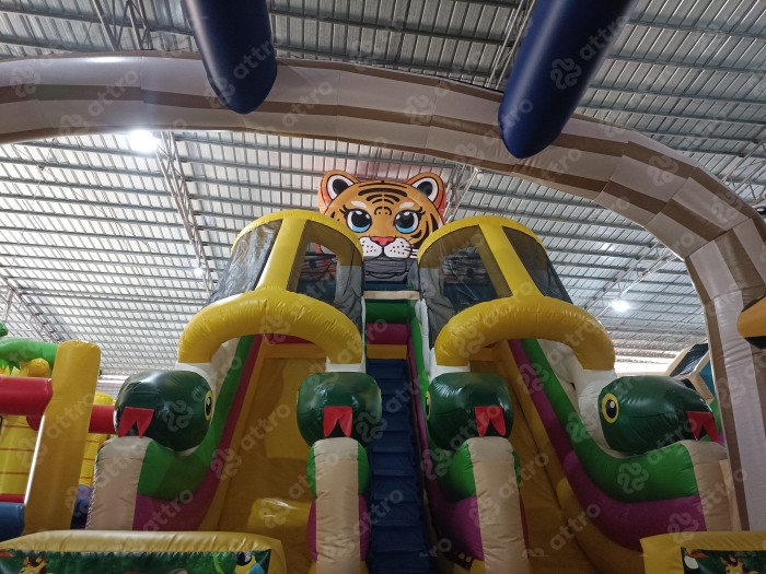 Надувной батут модель «Радуга парк 3»  15*12*8 м