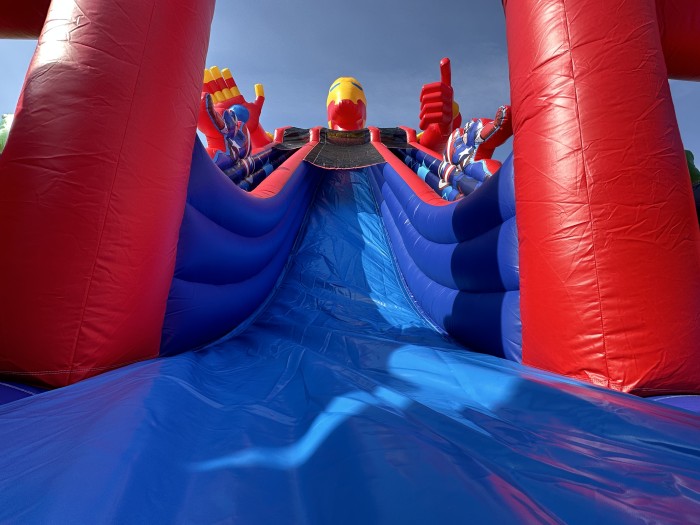 Надувная горка "Иронмэн" 17*10*14 м