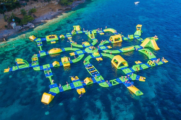 Надувной аквапарк "Спорт парк 300" 56*46*4,2 м