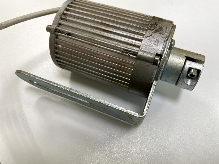 Двигатель для бамперной лодочки