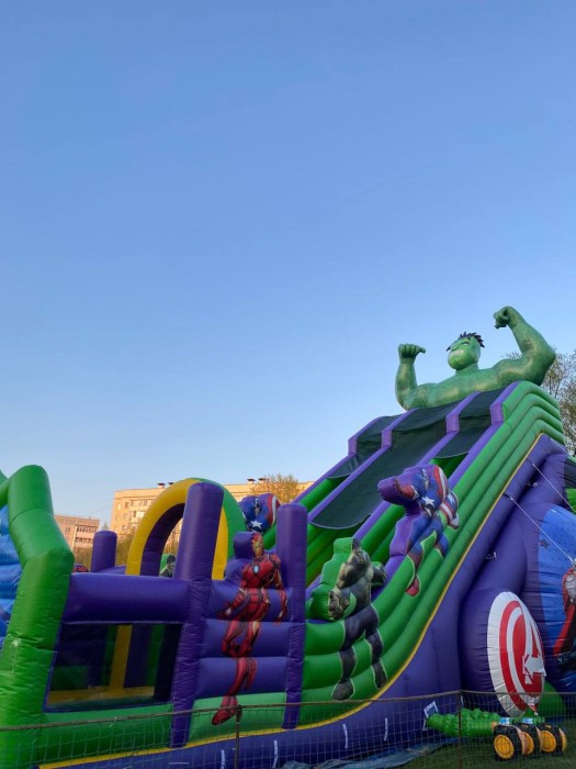 Надувная горка "Халк" 17*10*14 м