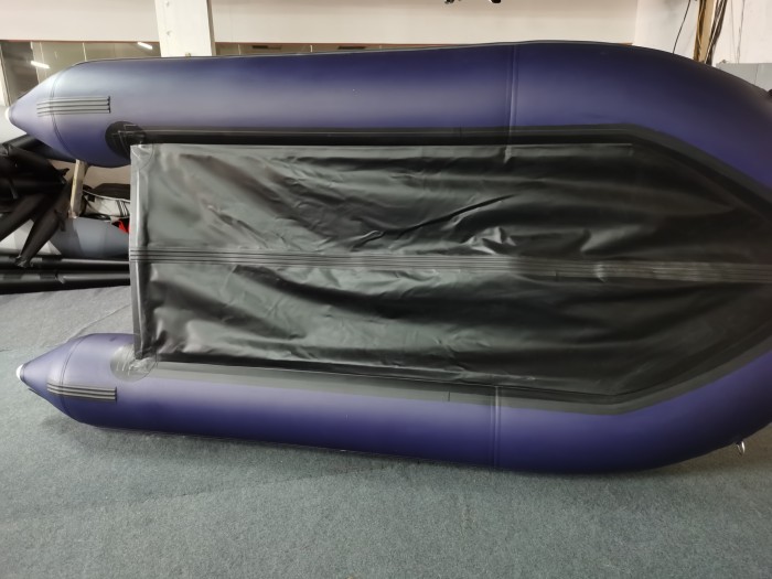 Надувная лодка