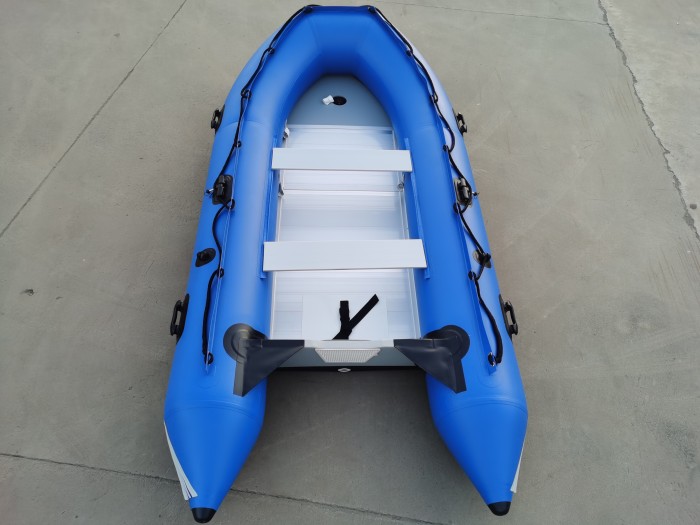 Надувная лодка