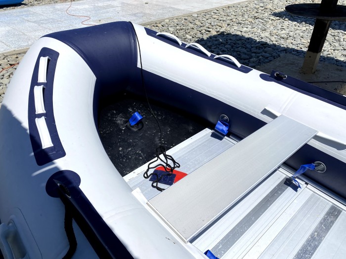 Надувная лодка