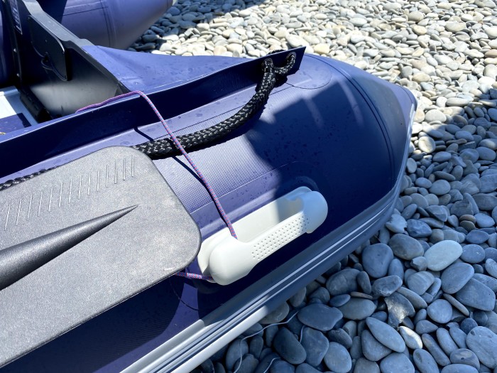 Надувная лодка