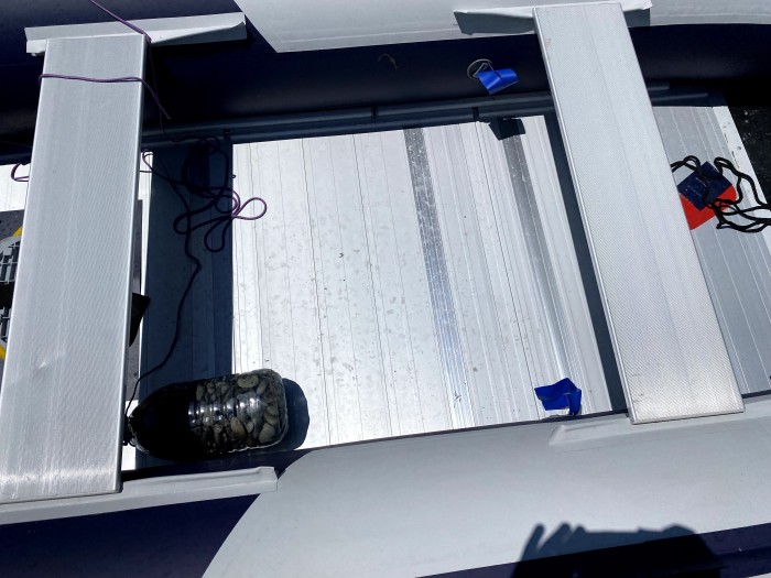 Надувная лодка