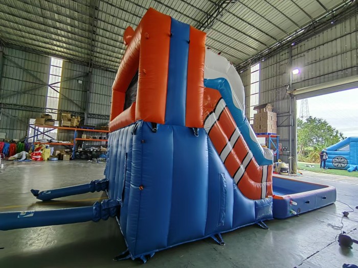 Надувной аквапарк "В поисках рыбки" 6*4*4,6 м