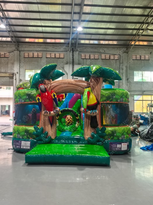 Надувная горка "Остров чудес" 6,5*5*3,2 м 