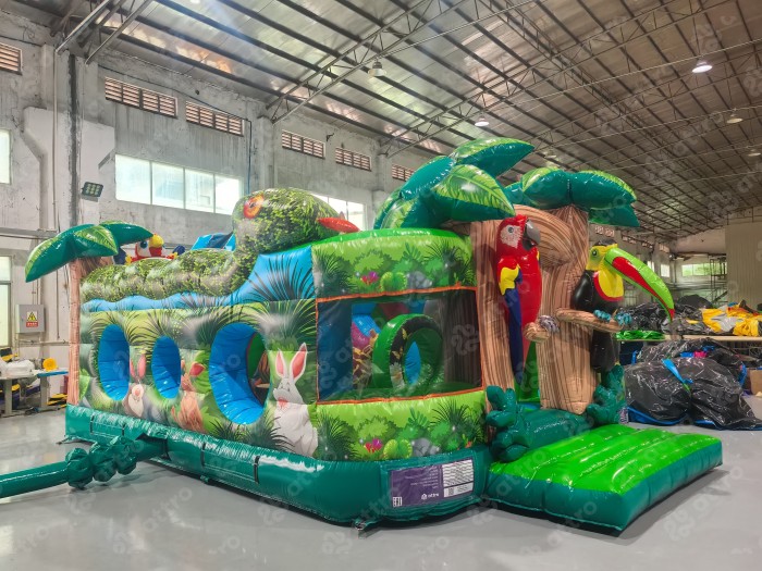 Надувная горка "Остров чудес" 6,5*5*3,2 м 