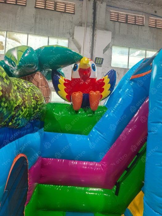 Надувная горка "Остров чудес" 6,5*5*3,2 м 