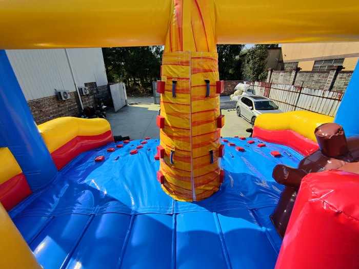 Надувной аквапарк "Джунгли пиратские" 17,5*17*8,6 м 