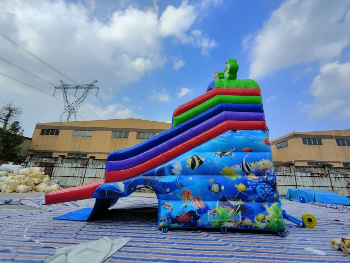 Надувной аквапарк "Джунгли пиратские" 17,5*17*8,6 м 